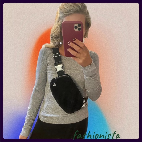 🆕 NWT Lululemon Fleece Everywhere Belt Bag Black - Picture 1 of 10